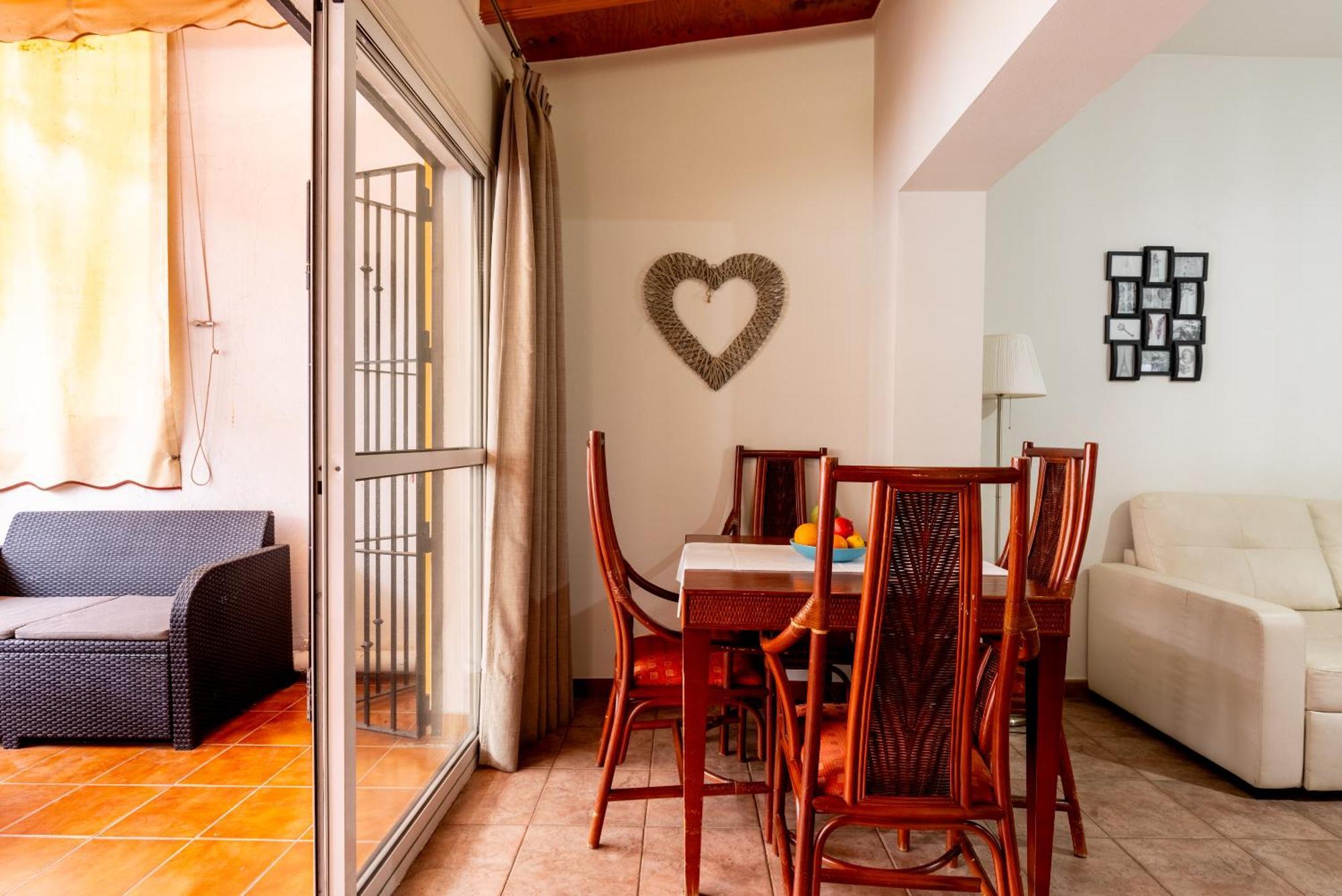 塞维利亚Aoa Casa Triana Familiar Con Terraza公寓 外观 照片