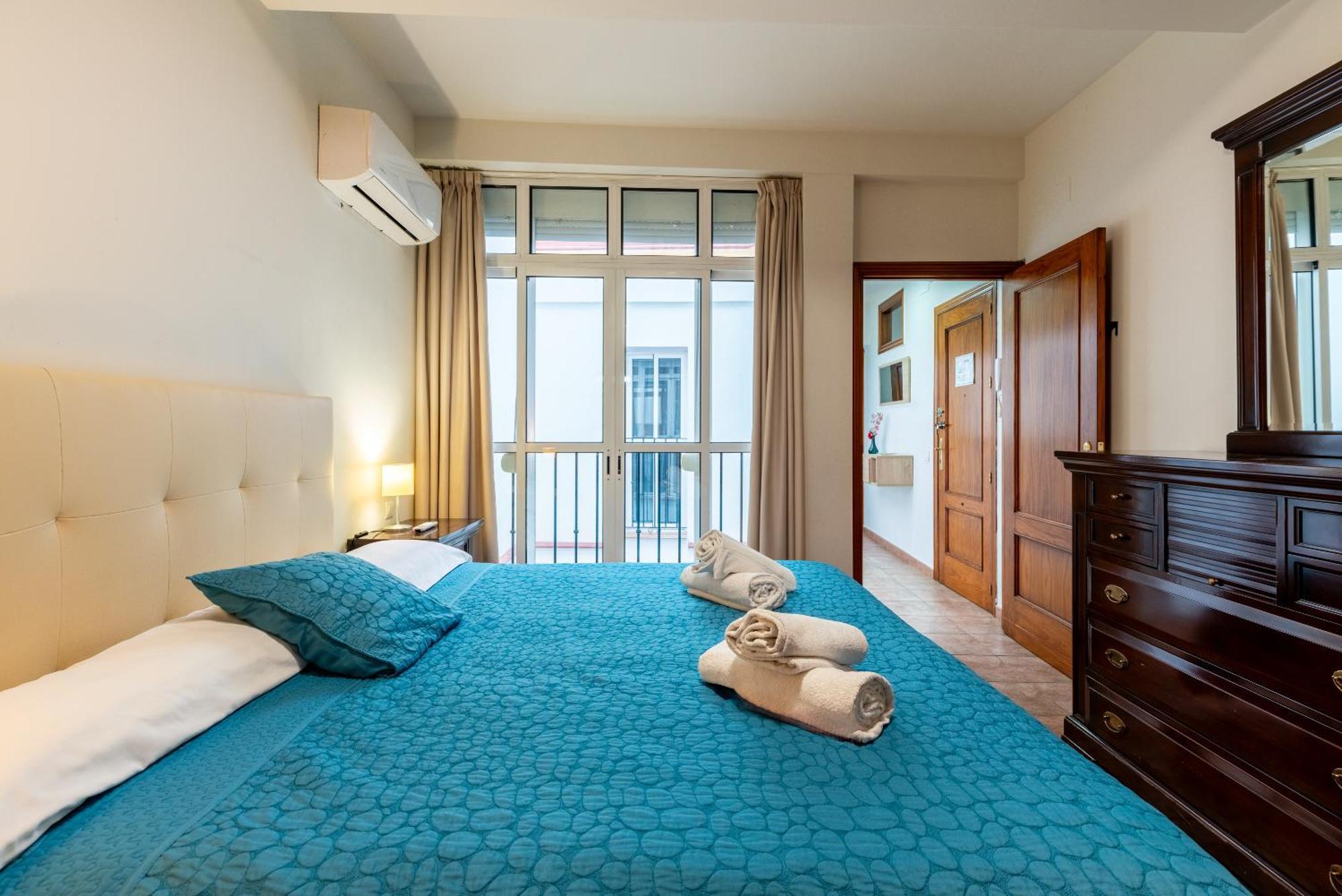 塞维利亚Aoa Casa Triana Familiar Con Terraza公寓 外观 照片
