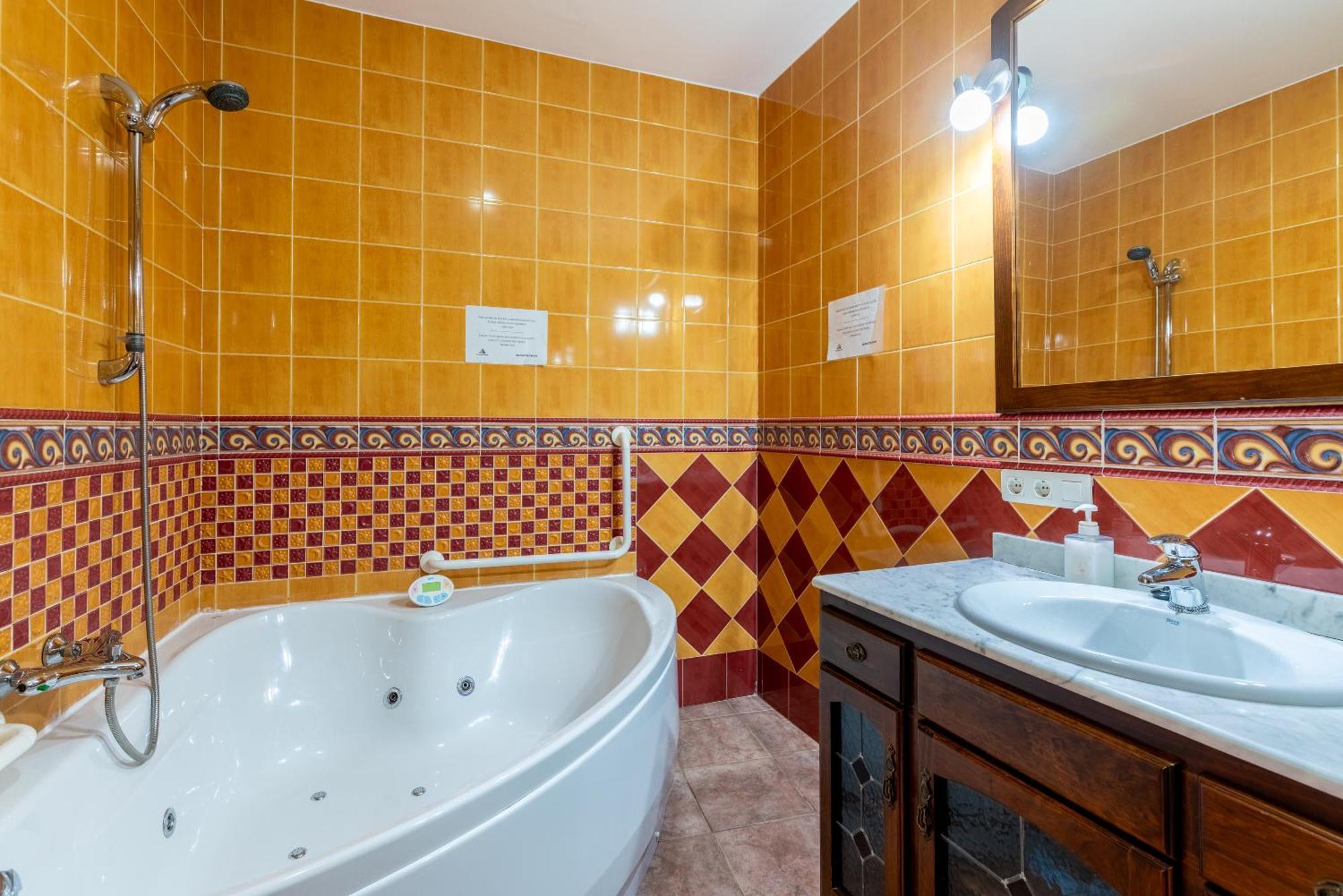 塞维利亚Aoa Casa Triana Familiar Con Terraza公寓 外观 照片