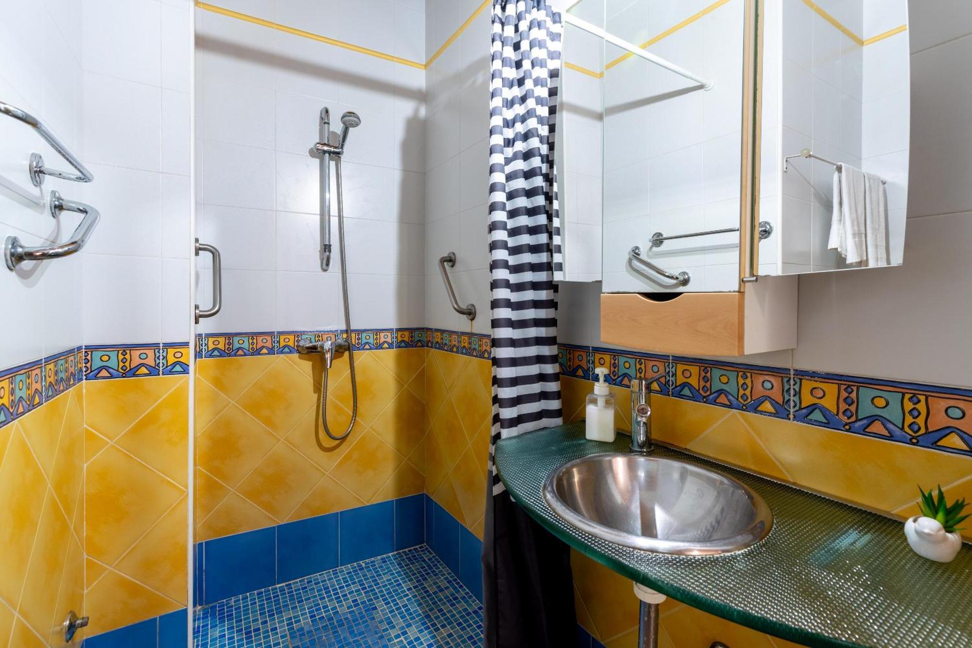 塞维利亚Aoa Casa Triana Familiar Con Terraza公寓 外观 照片